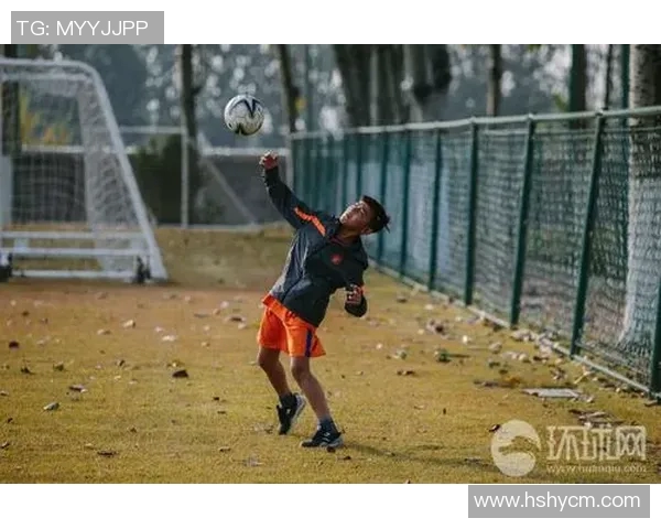 周震是哪里人 这位足球球星的家乡背景与成长历程揭秘 周震是哪里人 这位足球球星的家乡背景与成长历程揭秘